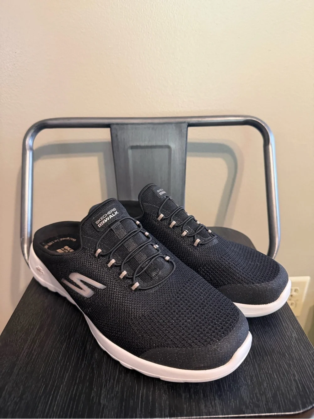 Skechers GOwalk Goga Mat Mule Sneakers Black Women's 10